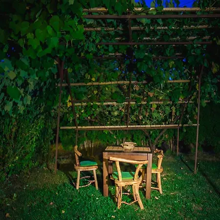 Tatil Evi Nektar Park Bihać